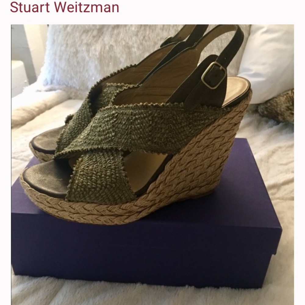 Gorgeous espadrilles from Stuart Weitzman!
